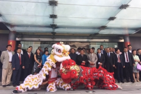 【今日头条】2015年中国驻悉尼领事馆喜迎新春活动隆重举行（现场图）