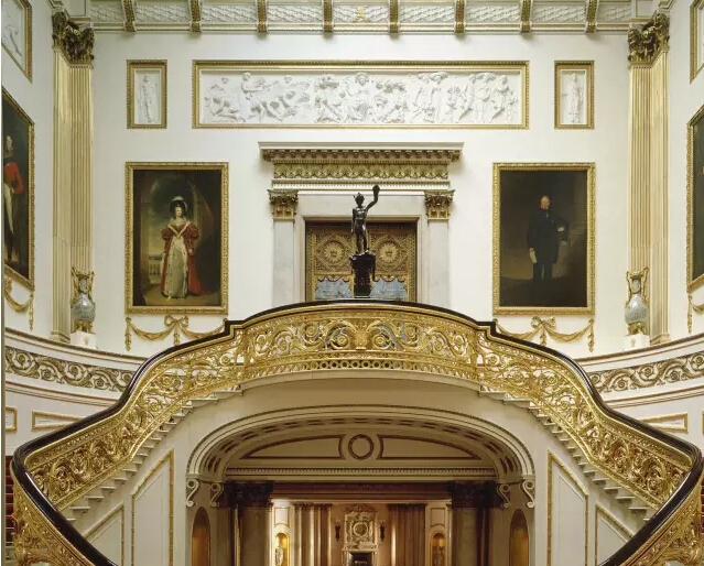 【习大大访英】探访英国王室的待客之道，360度无死角体验白金汉宫爆表的格调！