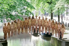 艺术|裸遍世界：斯宾塞·图尼克作品（我不是摄影师，我是艺术家）